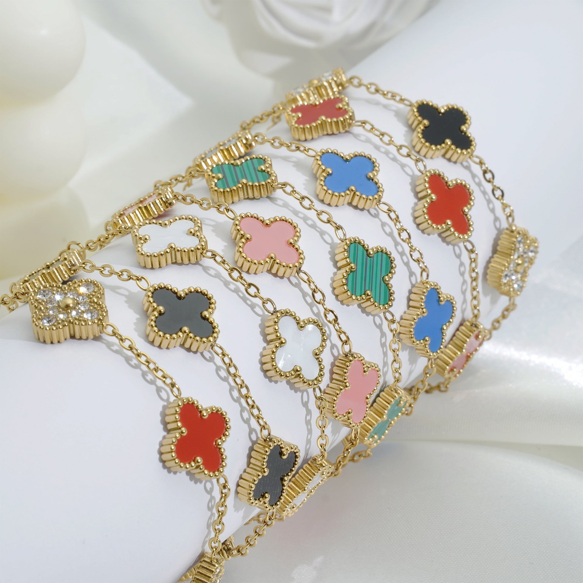 Ravora Paris™ | Bracelet Porte-Bonheur Élégant