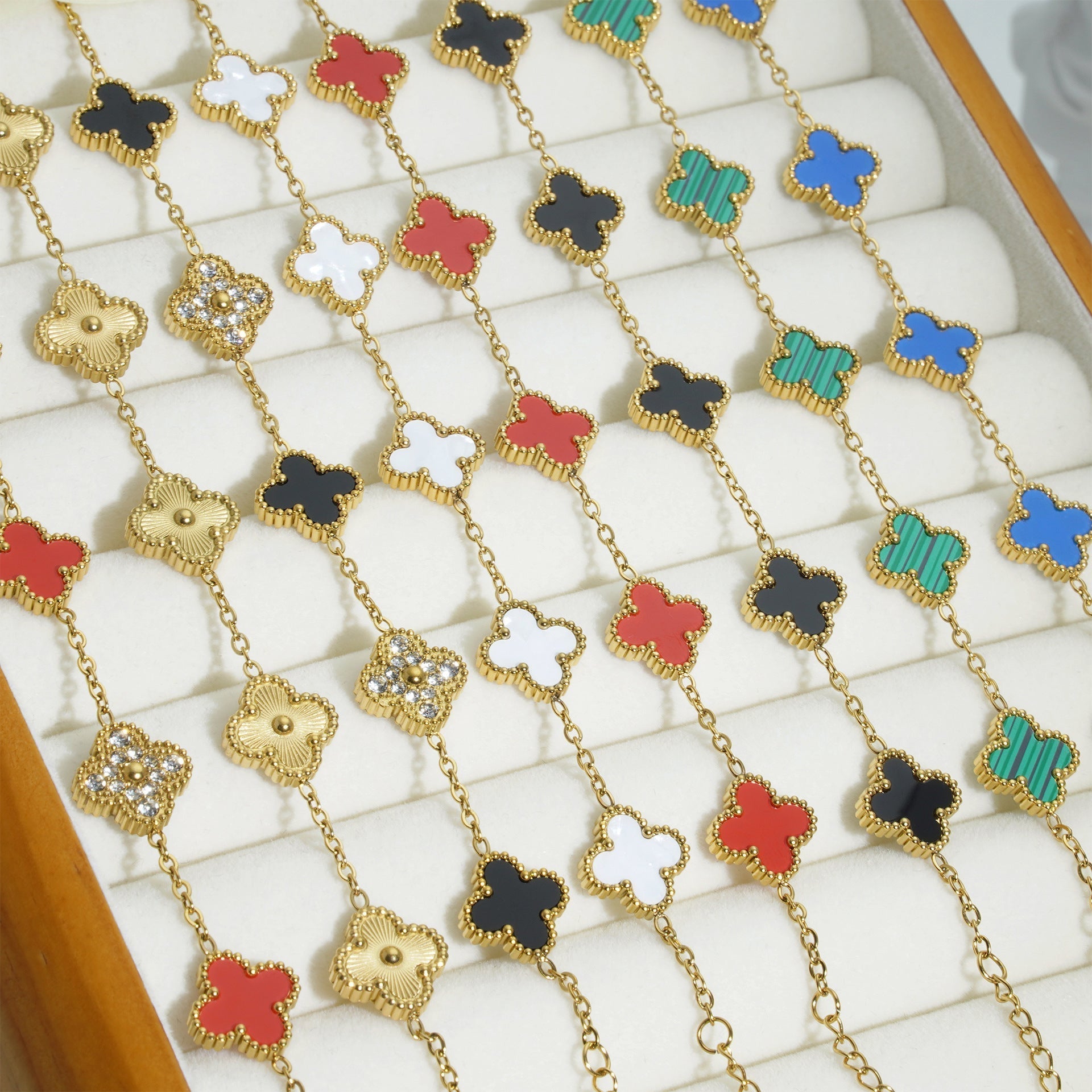 Ravora Paris™ | Bracelet Porte-Bonheur Élégant